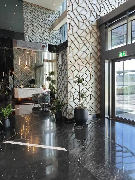 Upgraded Downtown Dubai 2 Bd Apartment
