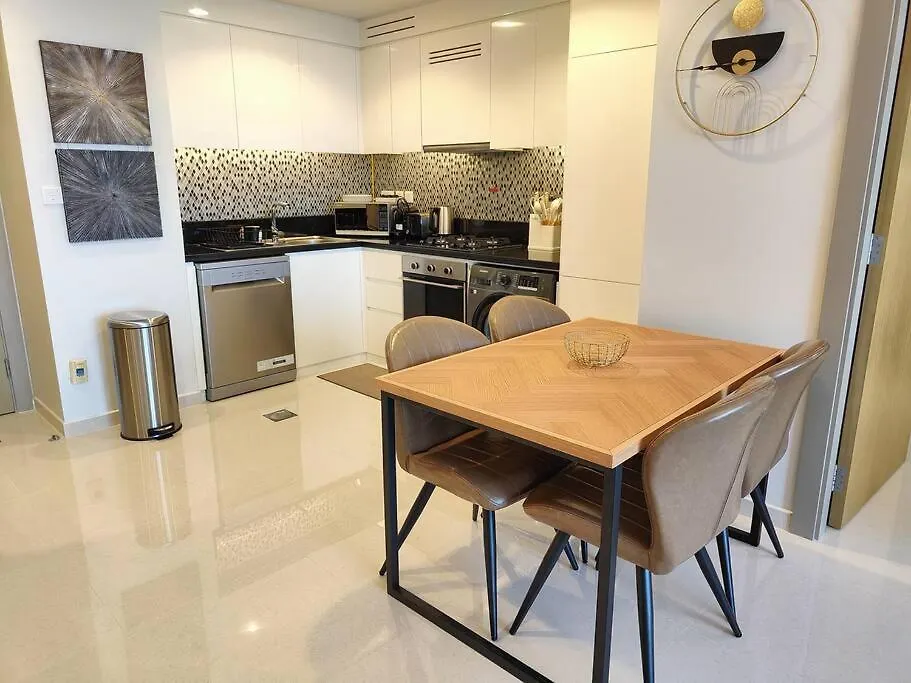 Upgraded Downtown Dubai 2 Bd Apartment