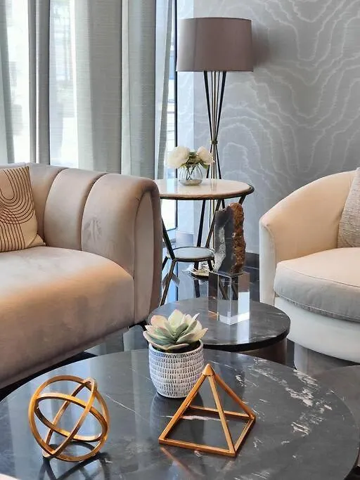 Upgraded Downtown Dubai 2 Bd Apartment