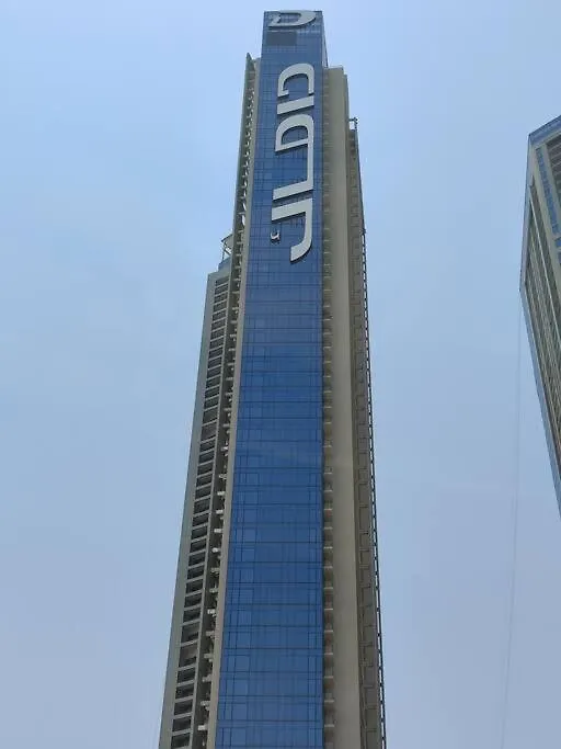 Upgraded Downtown Dubai 2 Bd Apartment 0*,