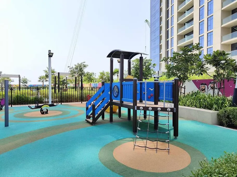 Upgraded Downtown Dubai 2 Bd Apartment