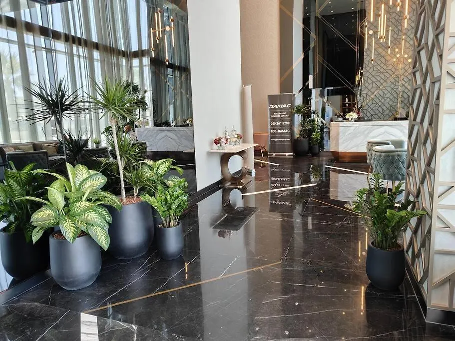 Upgraded Downtown Dubai 2 Bd Apartment