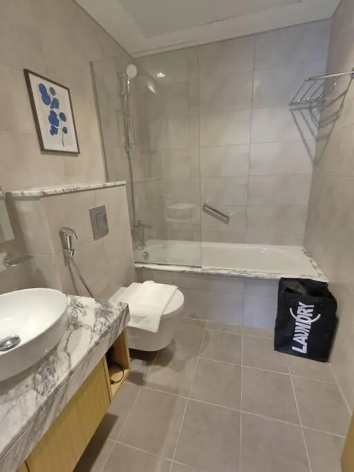 Appartamento Upgraded Downtown Dubai 2 Bd